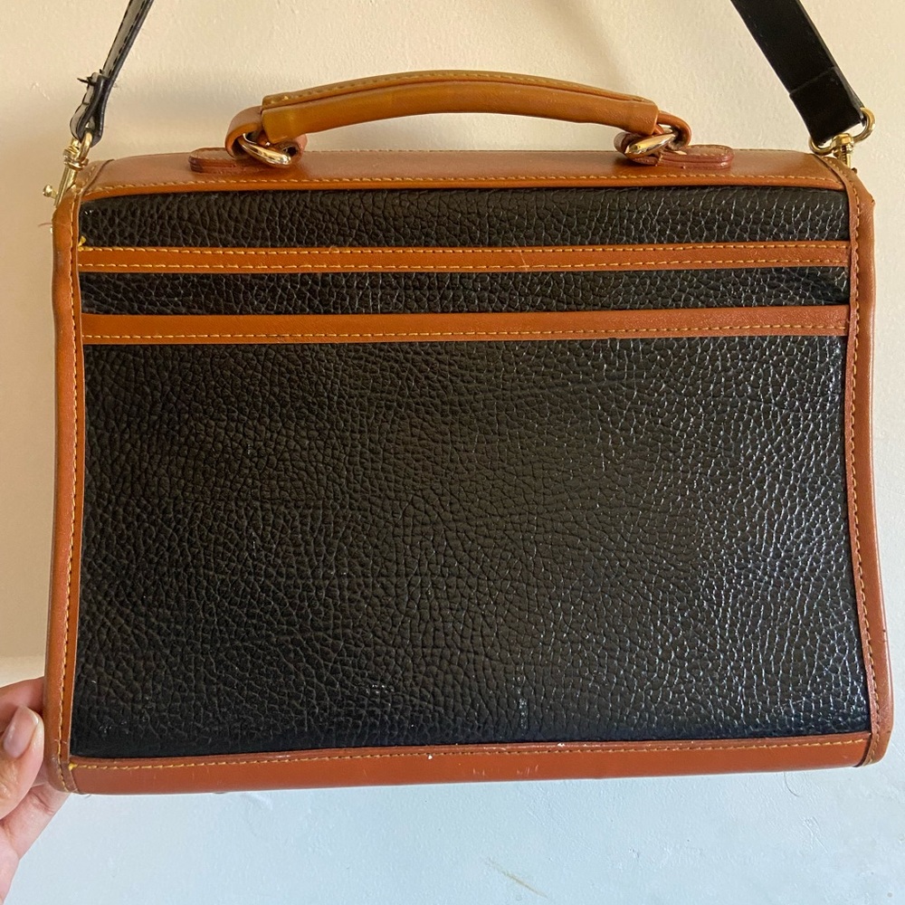 VINTAGE LEATHER PURSE